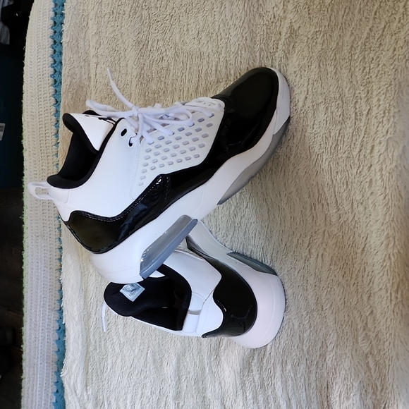 Jordan - Picture 3 of 6